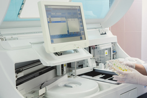 Immunoassay Clinical Analyzer