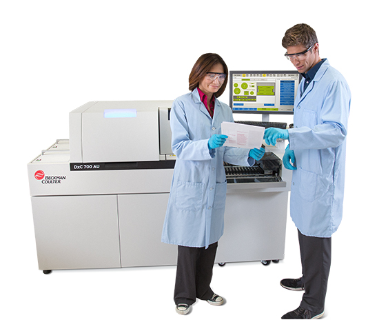 DxC 700 AU Chemistry Analyzer